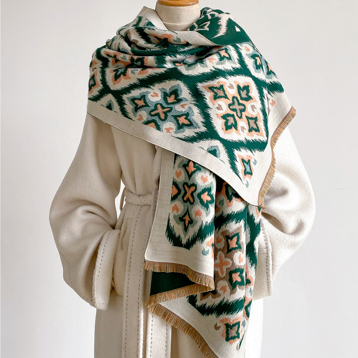 Women Reversible Imitation Cas - Woven Scarf Blanket 评论和价格