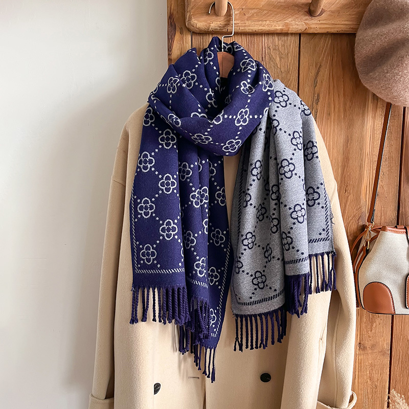 Brands Jacquard Design Winter  - Woven Scarf Blanket 评论和价格